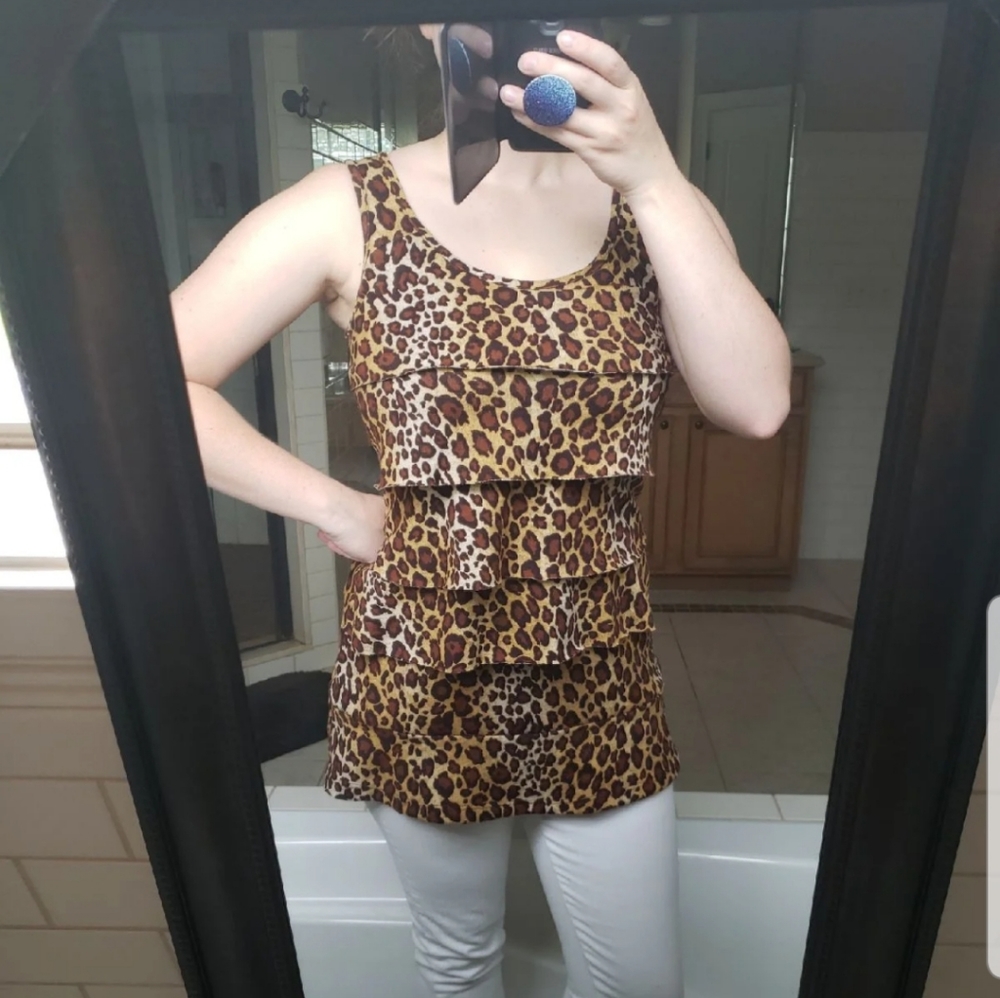Boutique cheetah leopard ruffle tank